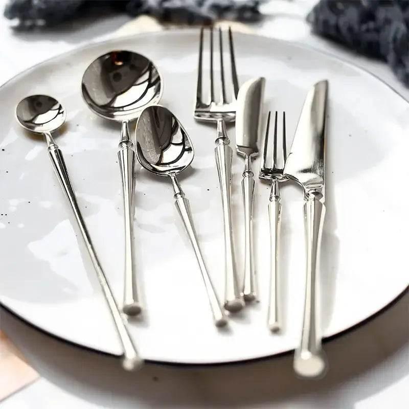 Luxuriöses silbernes Besteck Set aus Edelstahl (Einzeln oder im Set bestellbar) - Kochschein