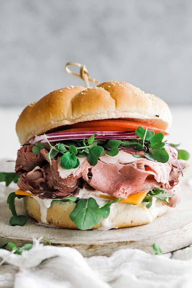 Toast 04 - Toast-Burger Deluxe mit Roastbeef - Kochschein