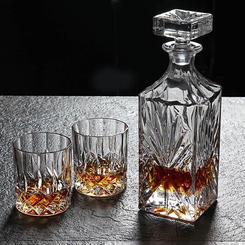 Wunderschöne Kristallkaraffe für Whiskey, Cognac im Set - Gläser 6 Stck. - Kochschein