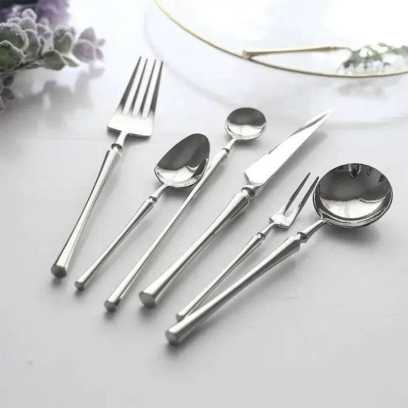 Luxuriöses silbernes Besteck Set aus Edelstahl (Einzeln oder im Set bestellbar) - Kochschein