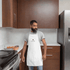 Weiße Kochschürze bestickt | Unisex - Kochen ist eine Kunst - Kochschein